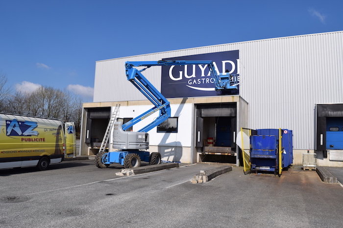 enseigne groupe guyader